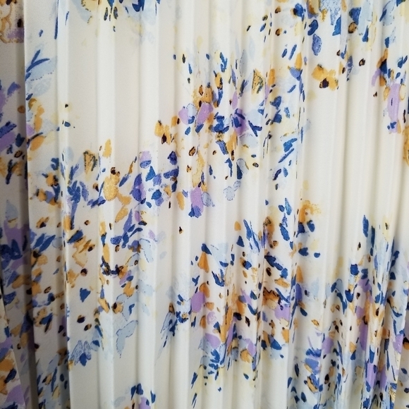 Vince Camuto Pleated Chiffon Midi Skirt Floral Print Size XXL - Picture 10 of 12